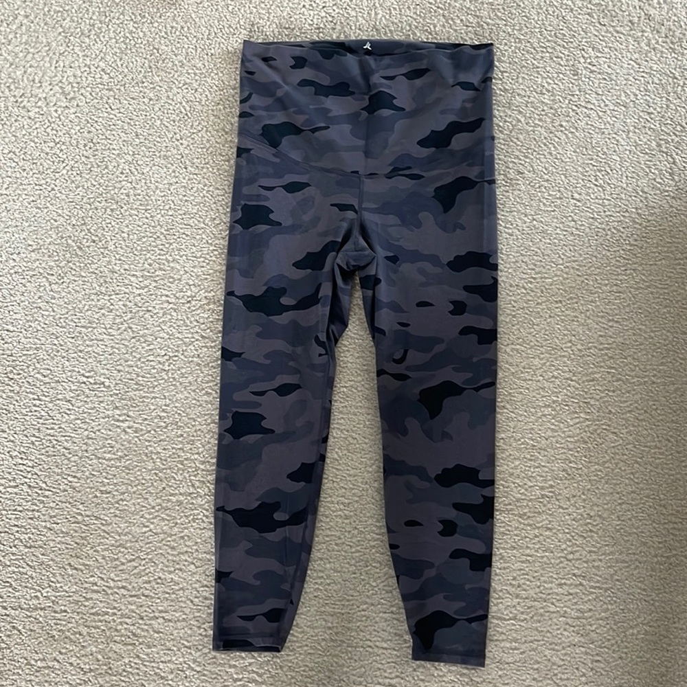 High rise Maternity Leggings-Large